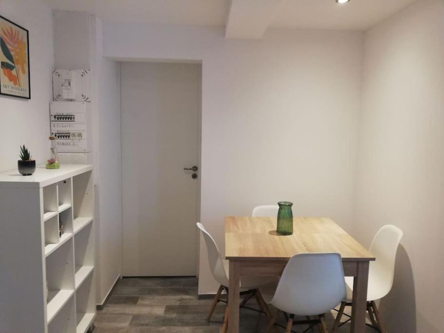 Appartement Avec Terrasse Entre Vignes, Balades, Alsace ゲブビレル エクステリア 写真